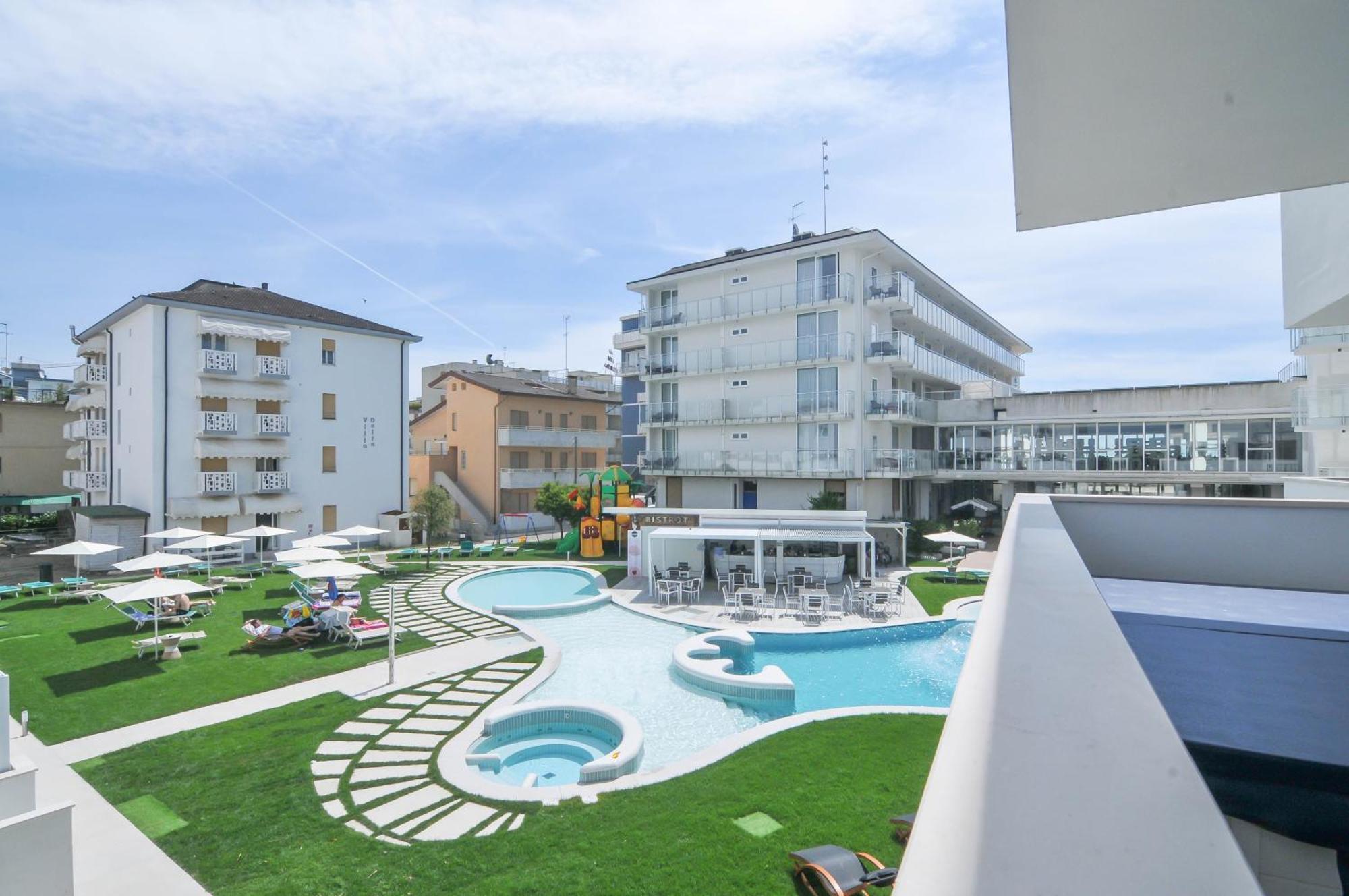 Marina Junior 4 Stelle S Hotel 3*